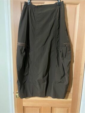 Hanna for La Journee Olive Green Utility Maxi Skirt with Zipper Pockets